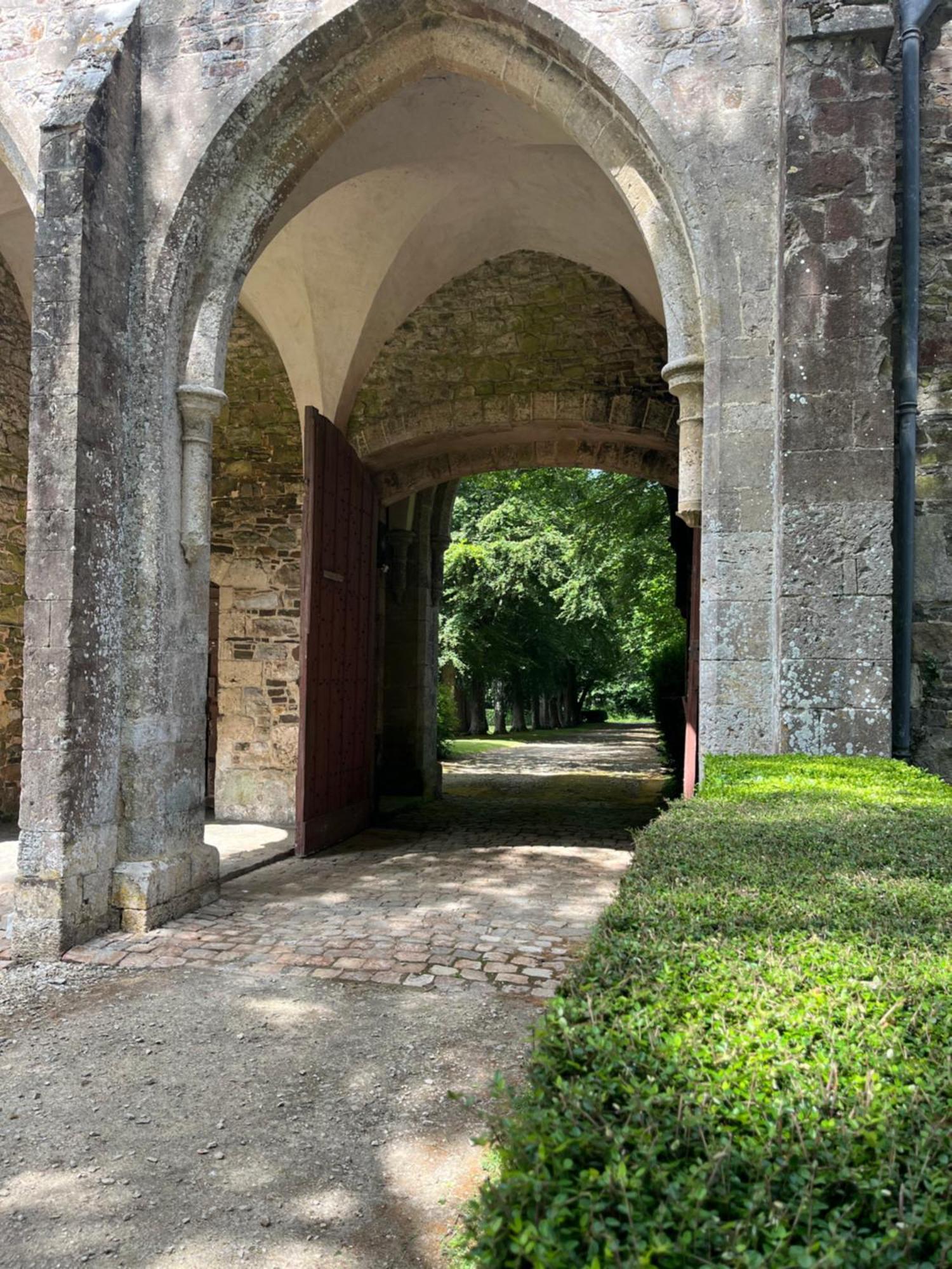 Bed and Breakfast Abbaye De Blanchelande Neufmesnil Zewnętrze zdjęcie